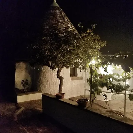 Antico Trullo Immerso Nella Campagna Alberobello Exterior photo