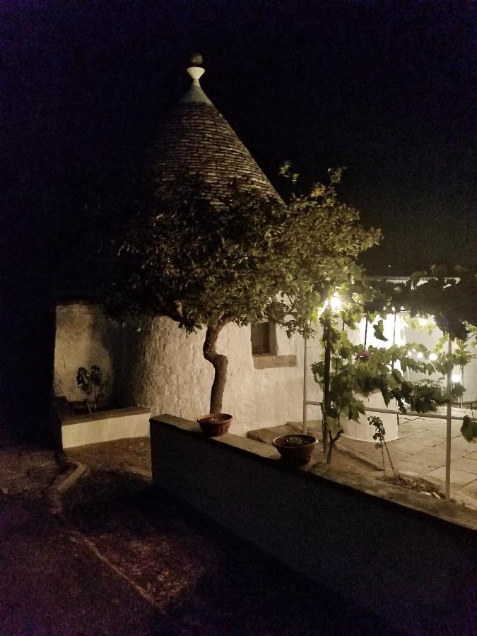 Antico Trullo Immerso Nella Campagna * Alberobello